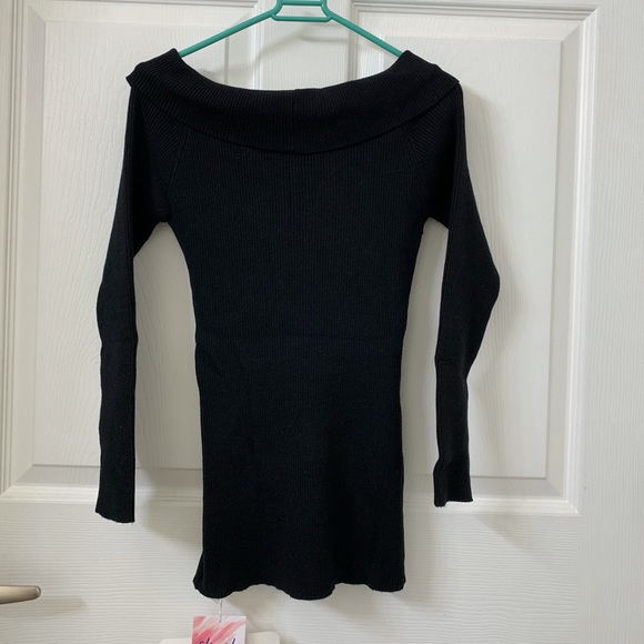 NWT Chicwish Off The Shoulder Knit Top Black Small - Picture 8 of 10